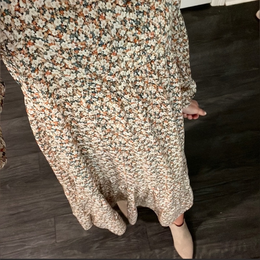 |SOLD| Carly Jean Los Angeles Ellie Dress - Picture 10 of 11